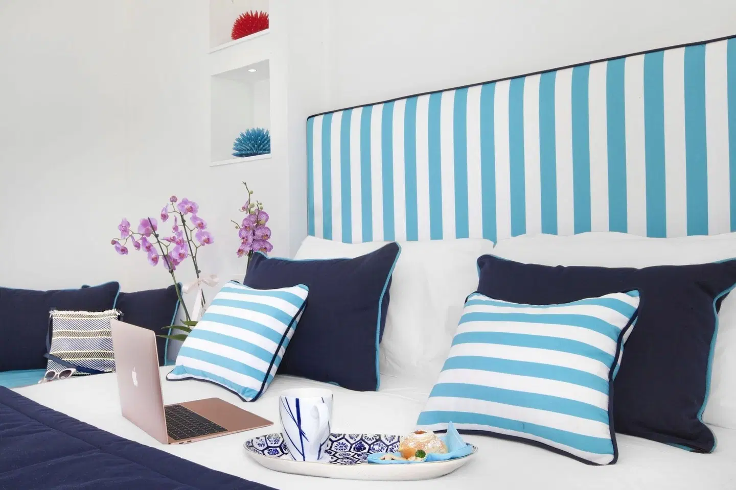 Sersale Suites ROOM_EXAMPLE