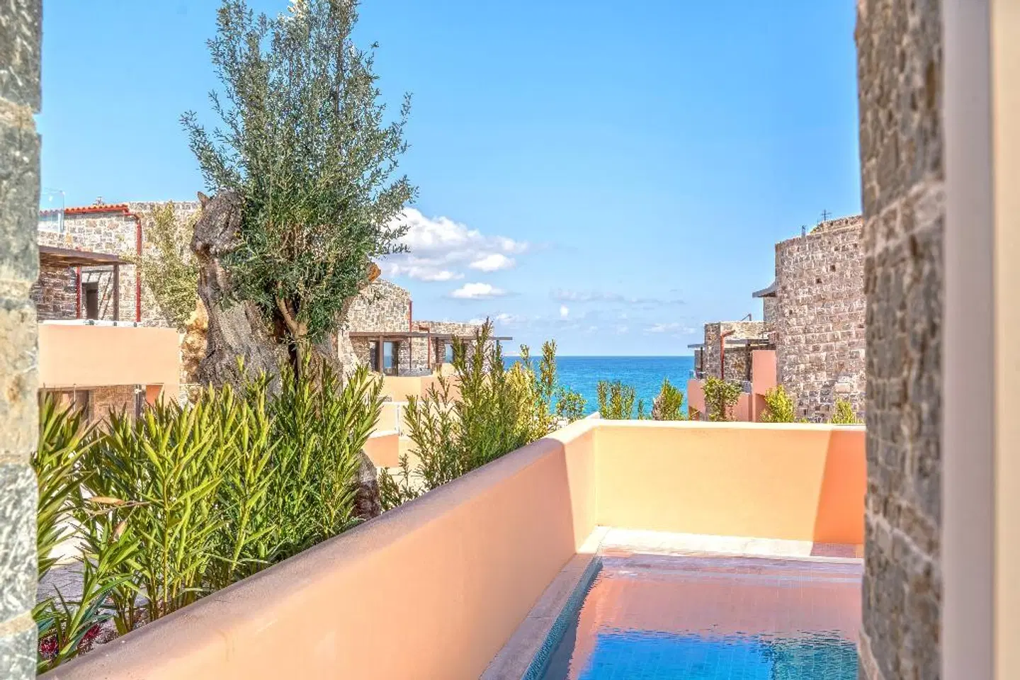 Volta Seaside Boutique Hotel Terrasse