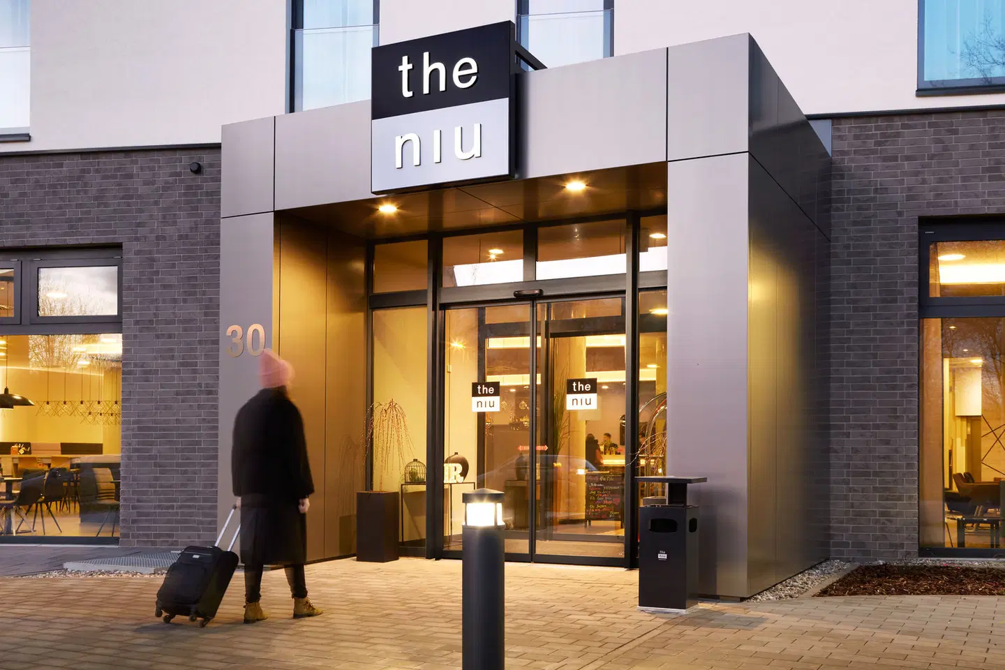 Holiday Inn - the niu, Air Frankfurt Messe EXTERIOR