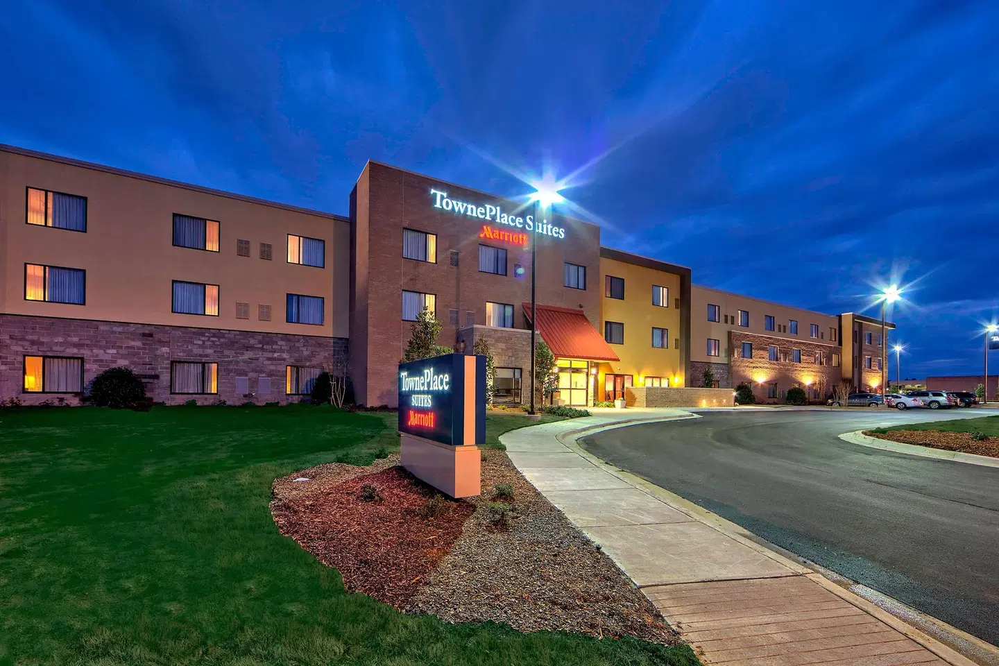 TownePlace Suites by Marriott Hattiesburg EXTERIOR
