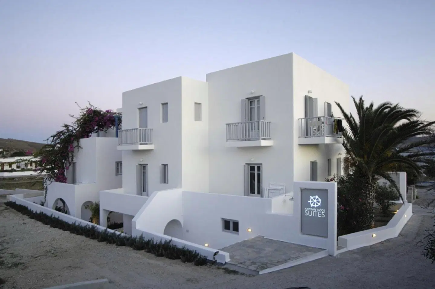 Kapetan Tasos Suites EXTERIOR