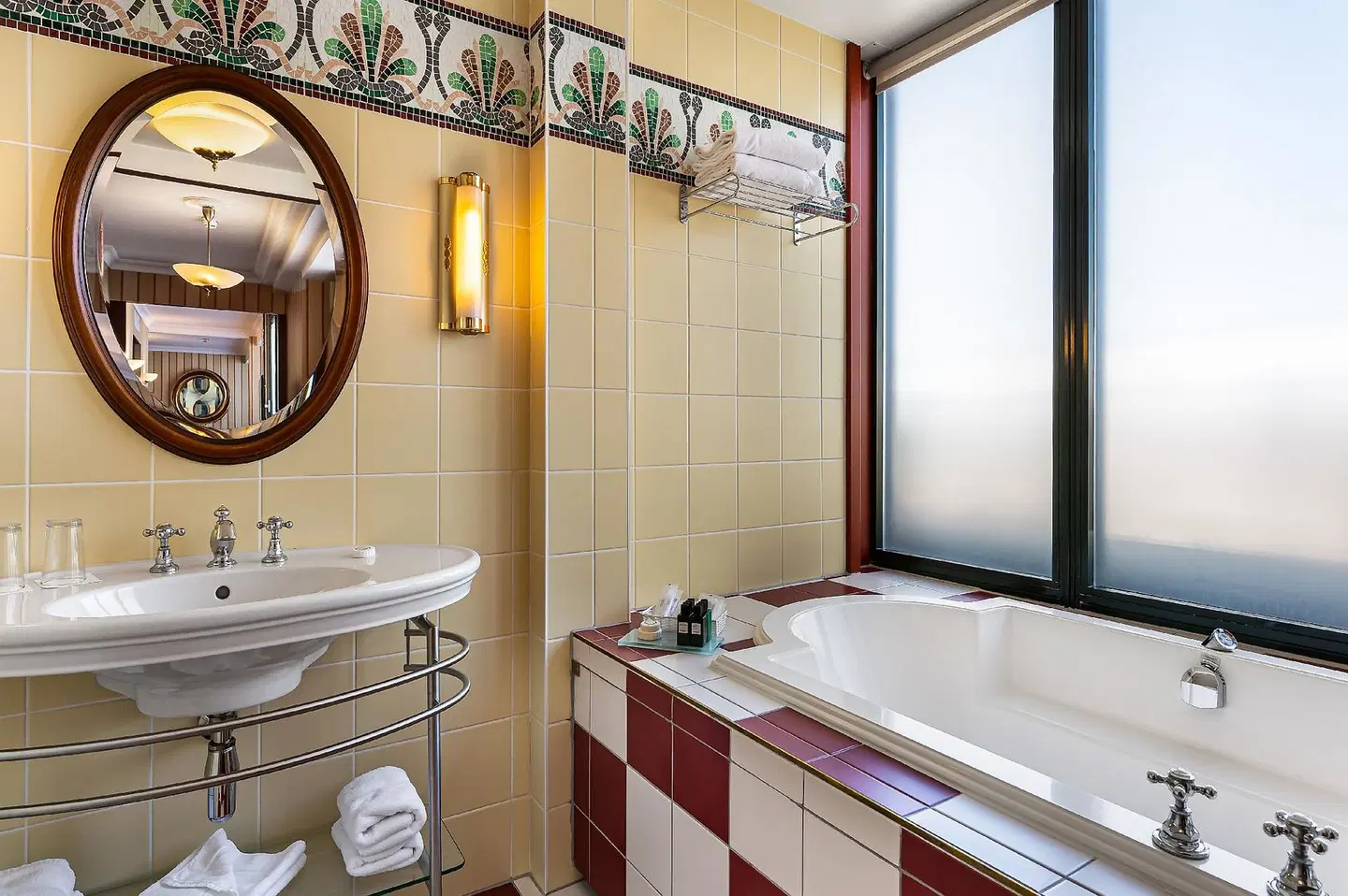 Royal Manotel Badezimmer