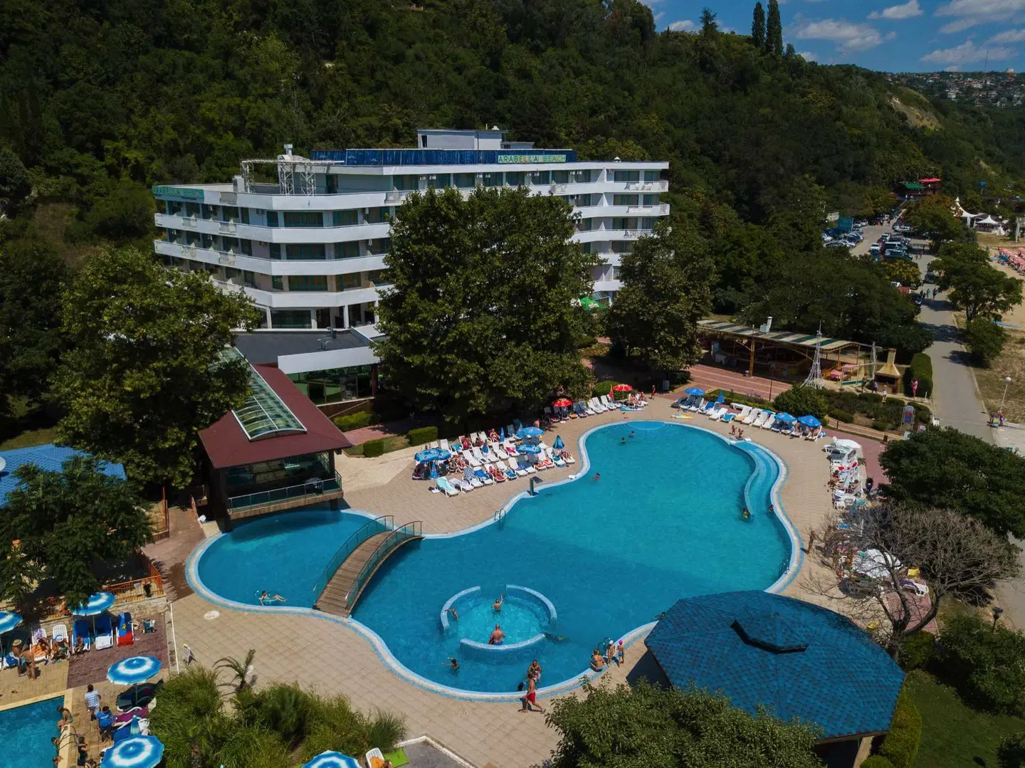 Arabella Beach OUTDOOR_POOL