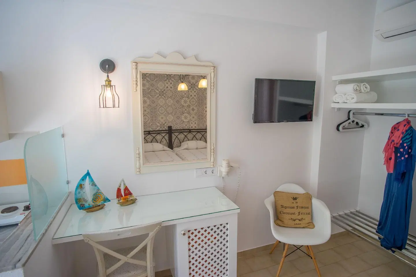 Cyclades Hotel ROOM_EXAMPLE