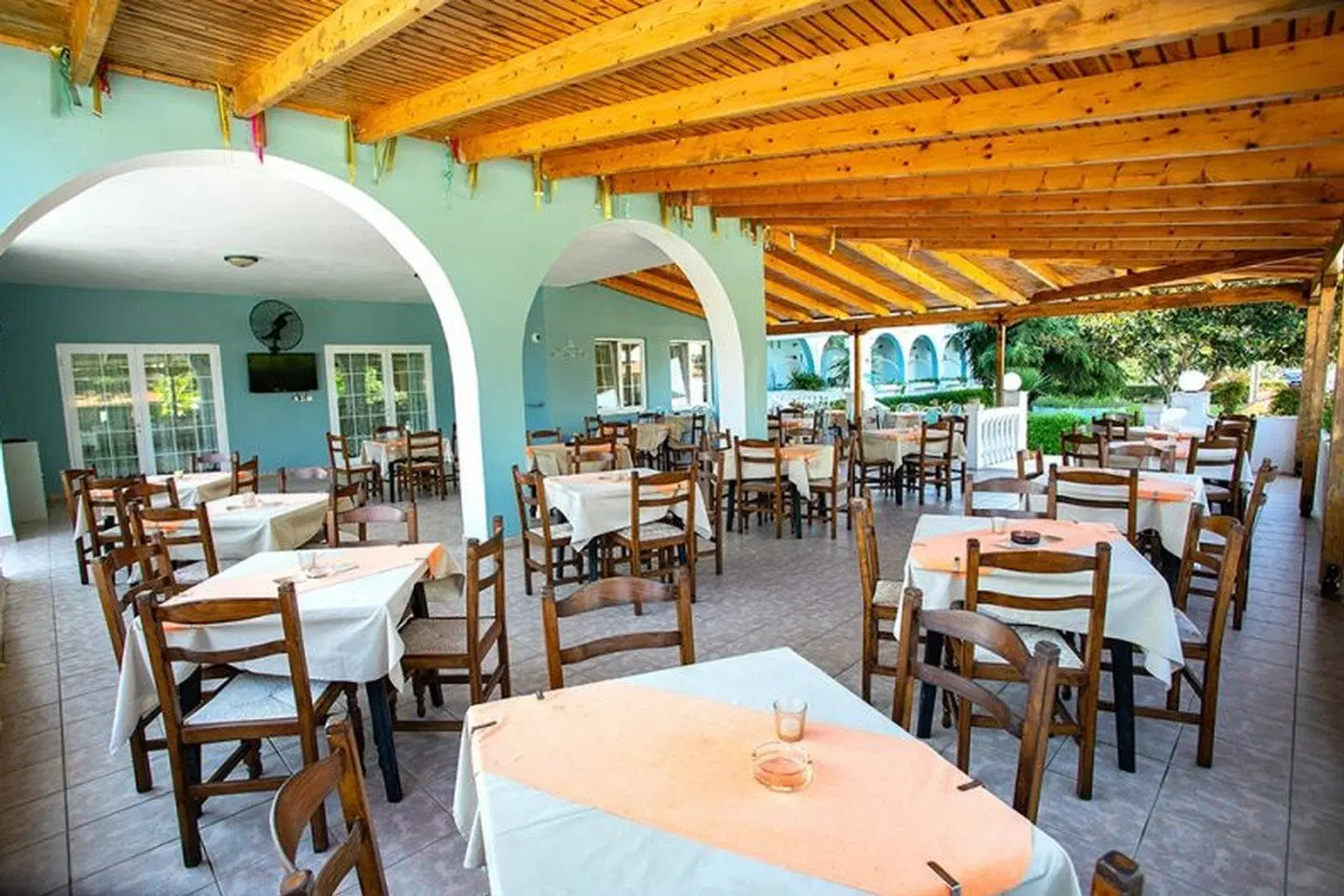 Eleni Hotel Restaurant