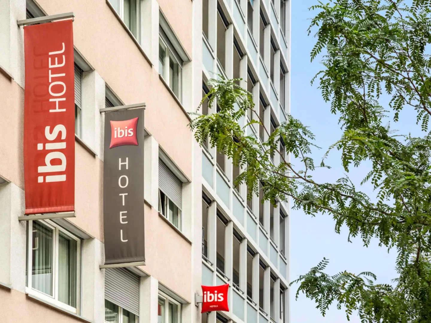 ibis Geneve Centre Gare EXTERIOR
