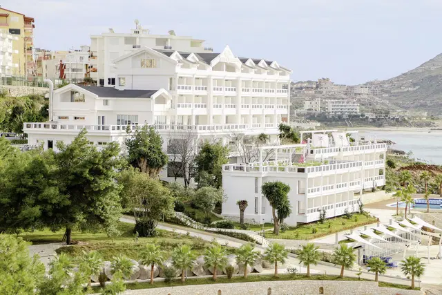 Santa Quaranta Premium Resort EXTERIOR