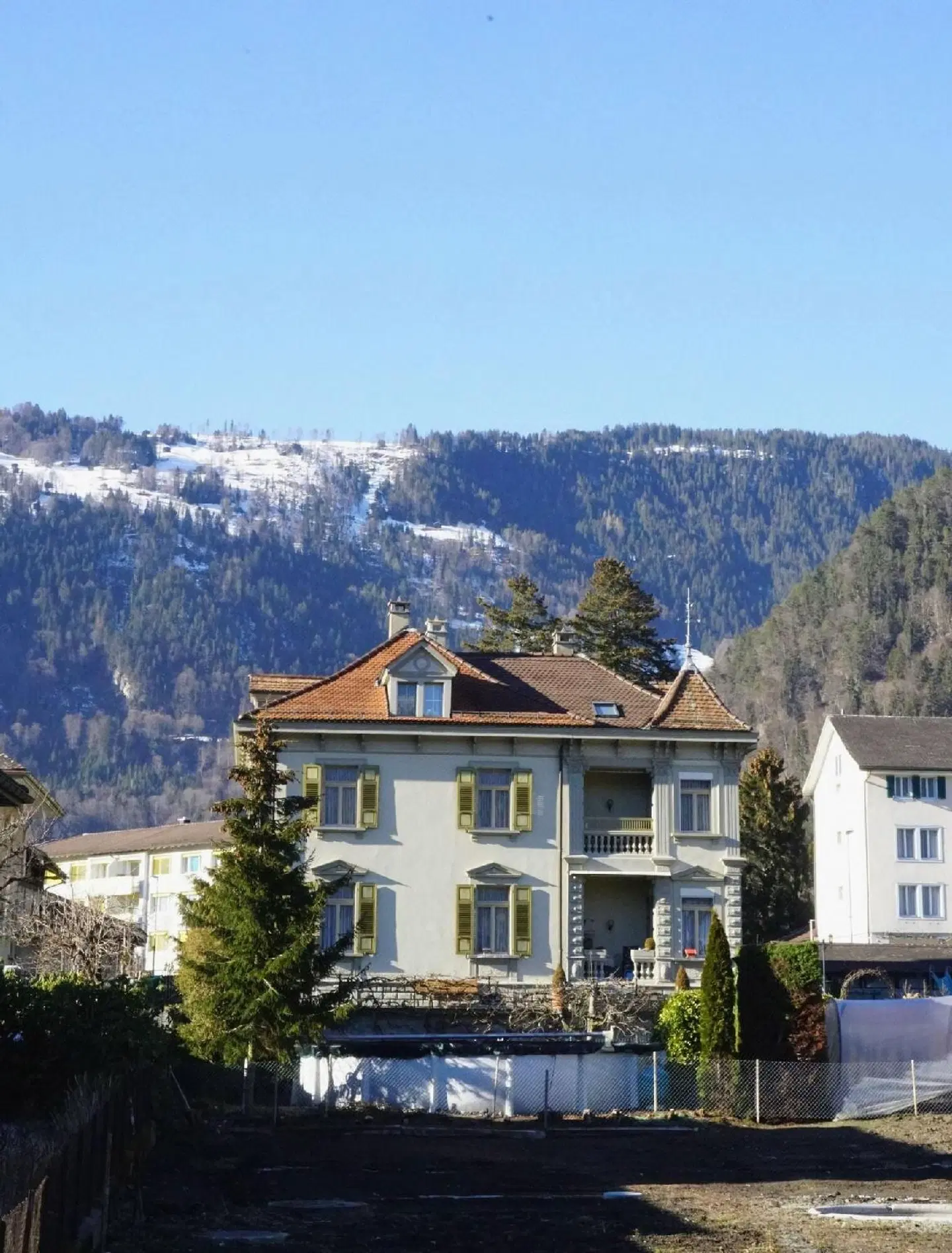 Adventure Guesthouse Interlaken EXTERIOR