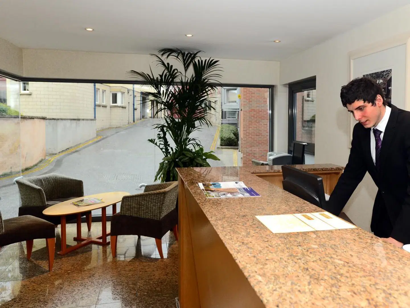 Holyrood Aparthotel LOUNGE_LOBBY
