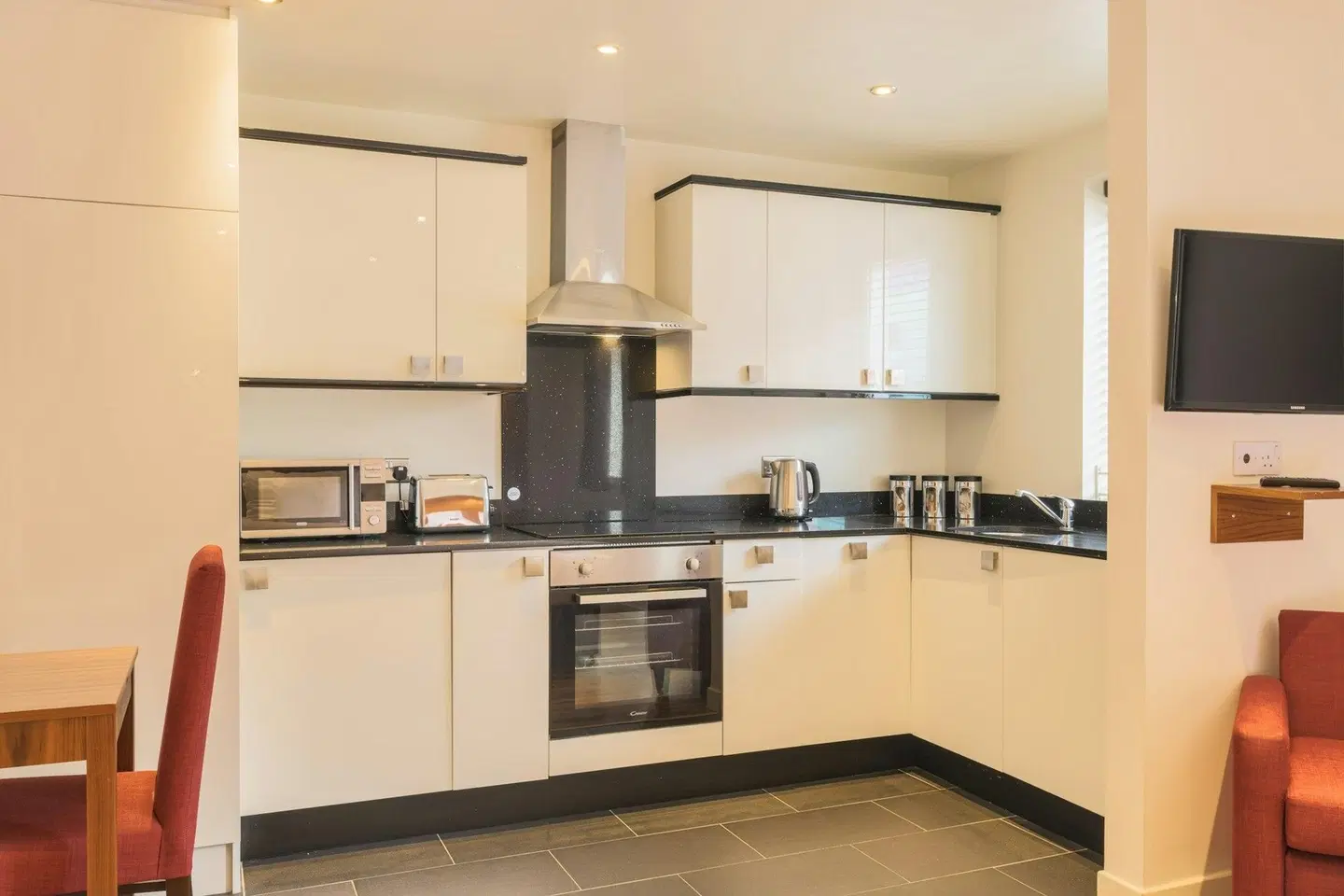 Holyrood Aparthotel ROOM_EXAMPLE