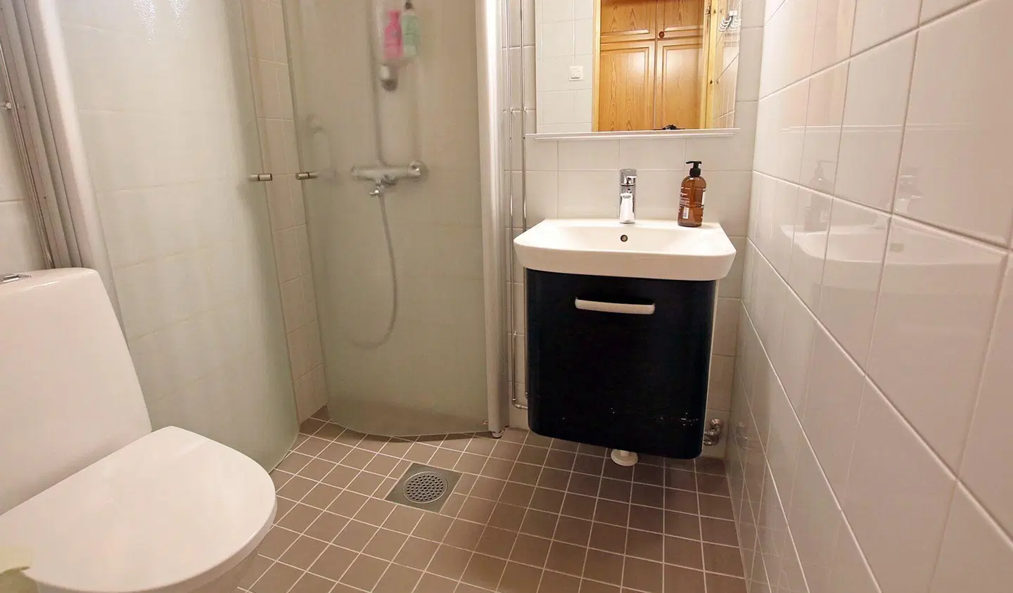 Majatalo Kuukkeli Teerenpesä Badezimmer