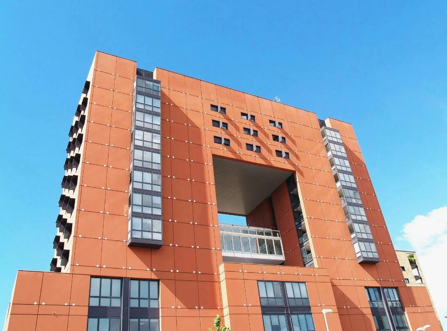 Hotel H21 EXTERIOR