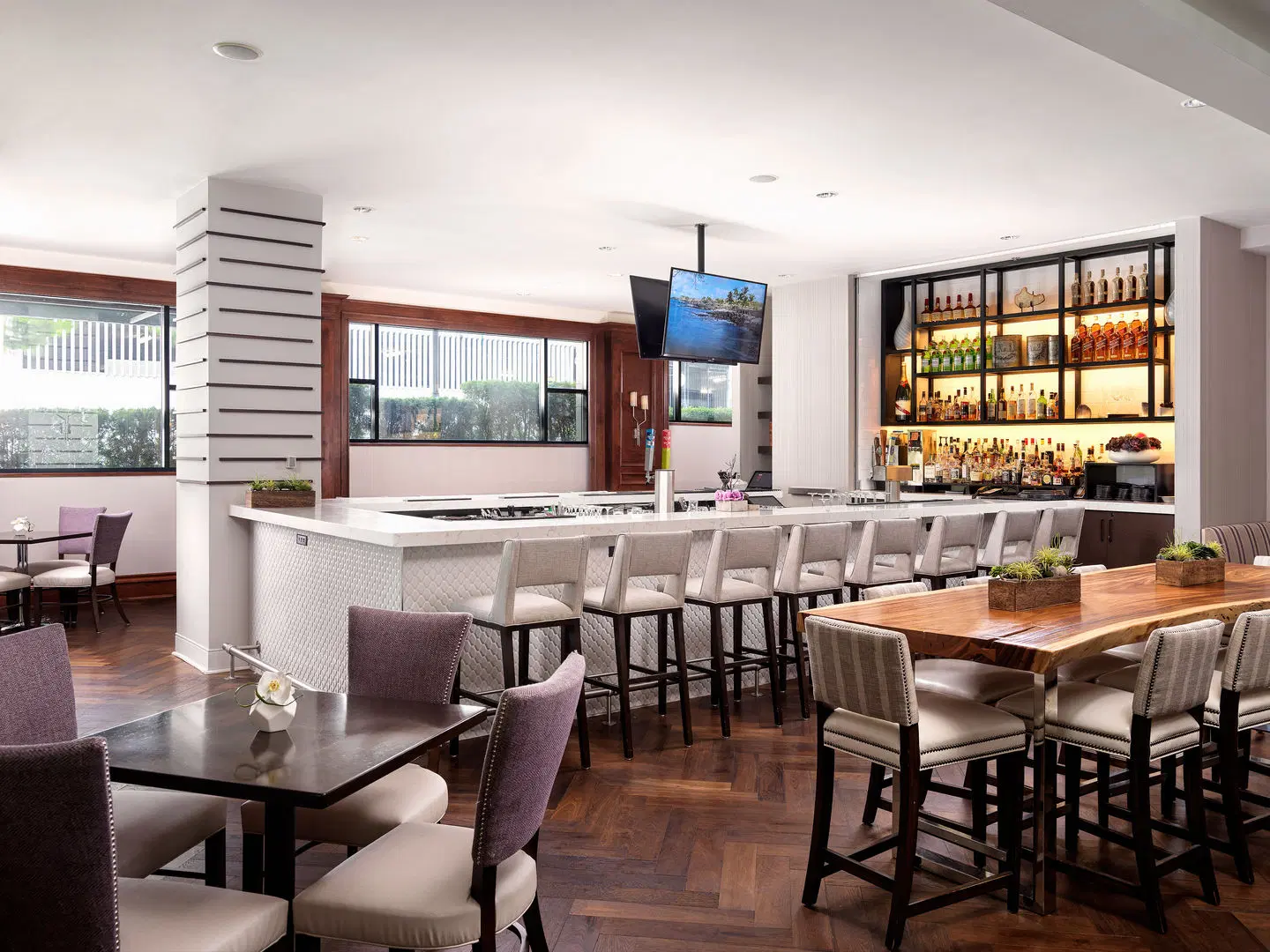 Victoria Marriott Inner Harbour Bar