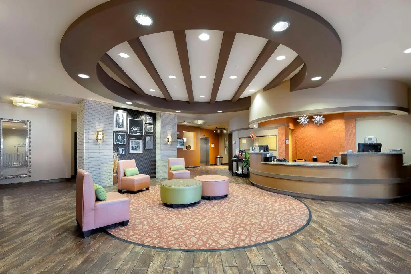 Best Western Plus Tupelo Inn & Suites LOUNGE_LOBBY