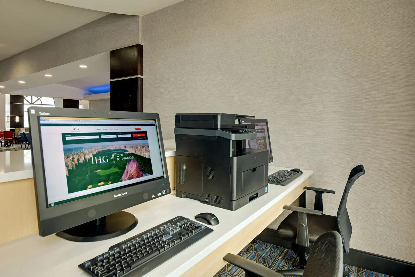 Holiday Inn Express & Suites Nashville-Opryland by IHG SPORTS_AND_LEISURE