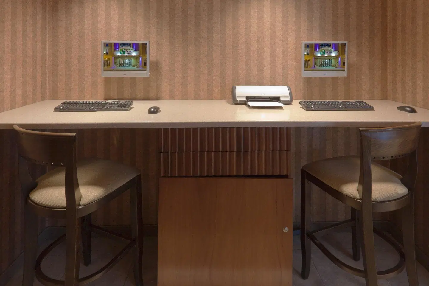 Holiday Inn Express & Suites Deadwood-Gold Dust Casino by IHG Badezimmer