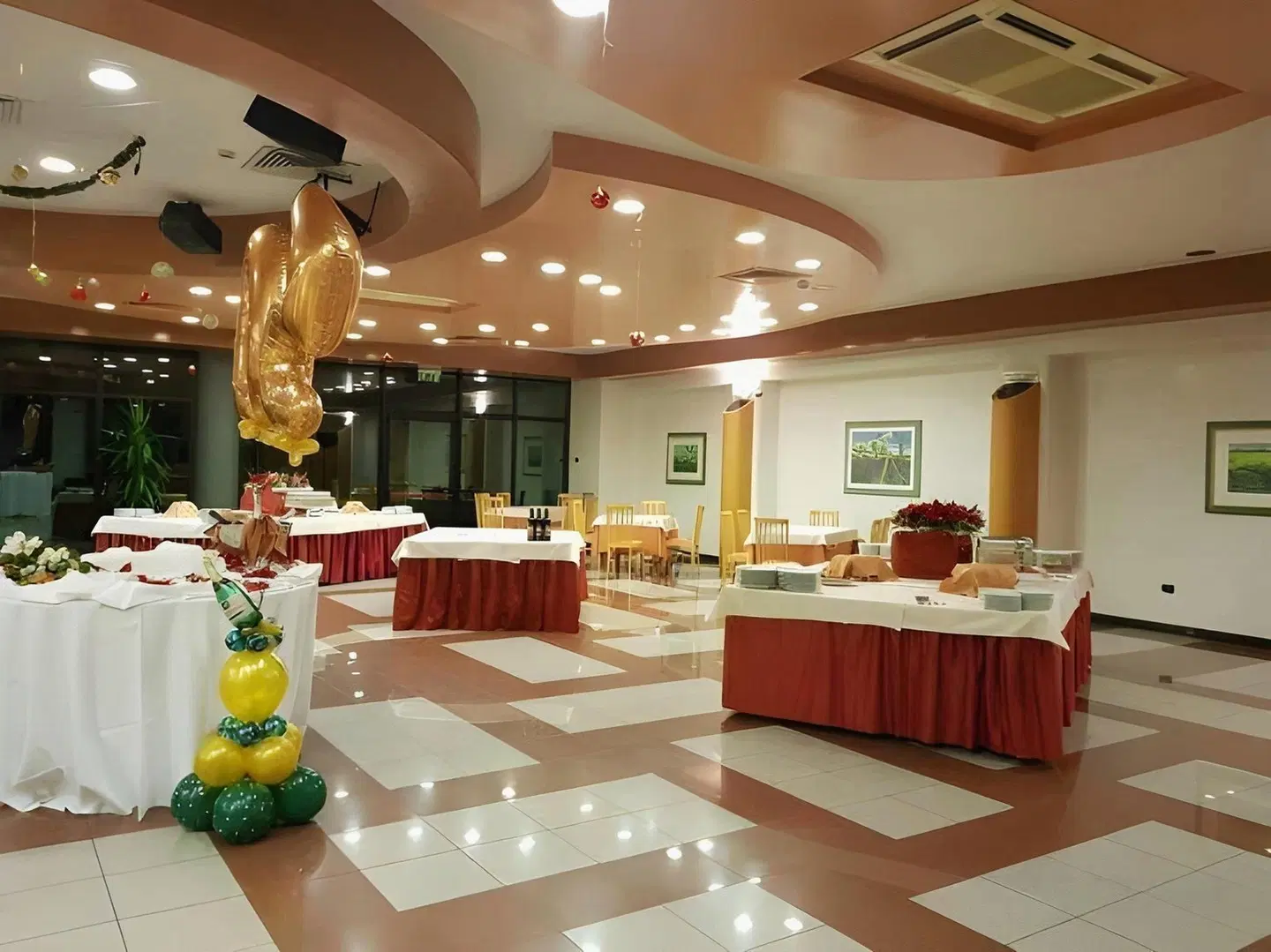 Astoria LOUNGE_LOBBY