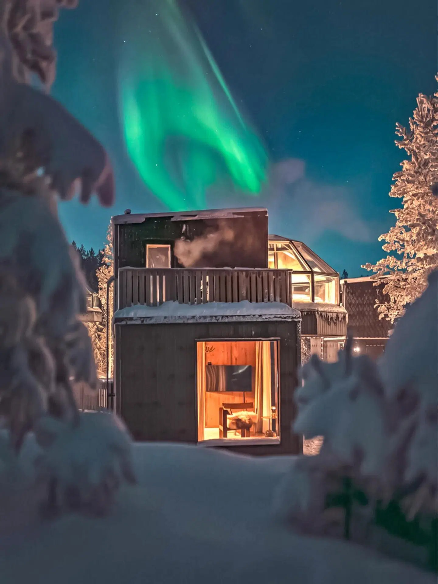 SkyView Igloo Resort EXTERIOR