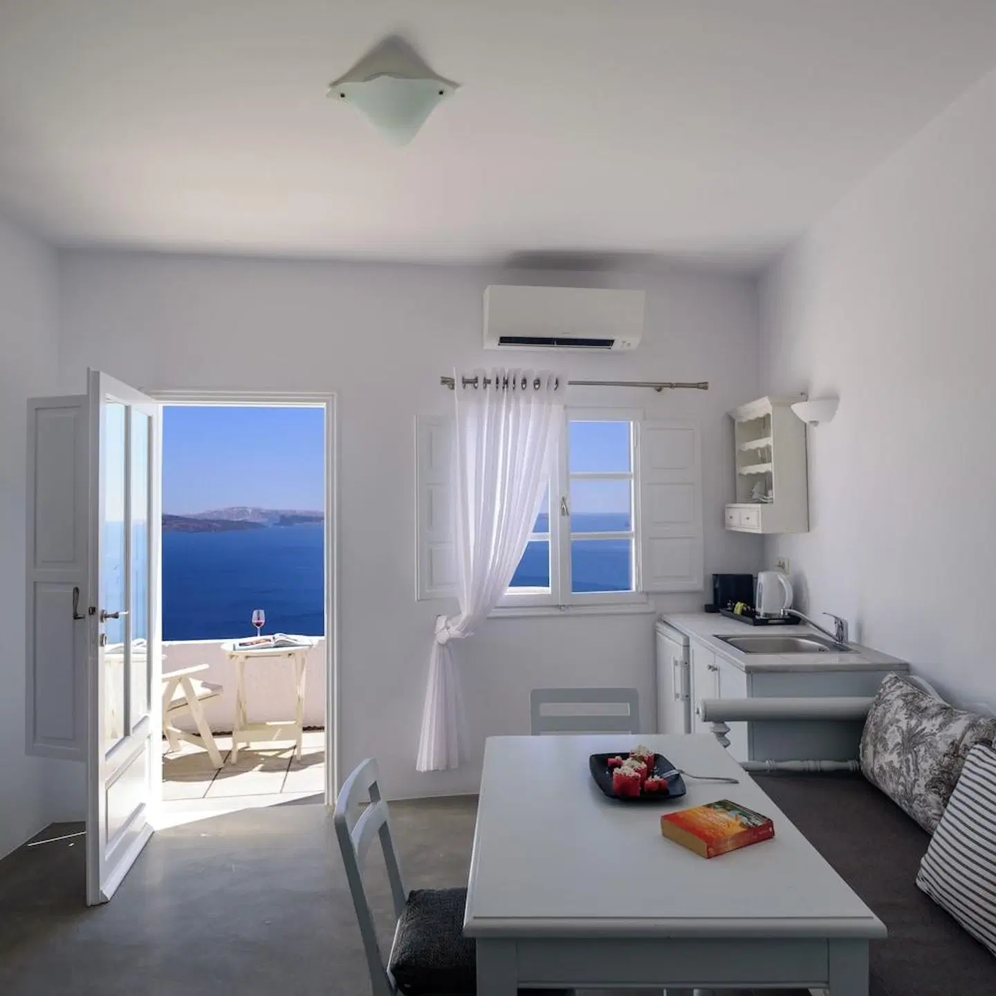 Thirea Suites & Studios ROOM_EXAMPLE