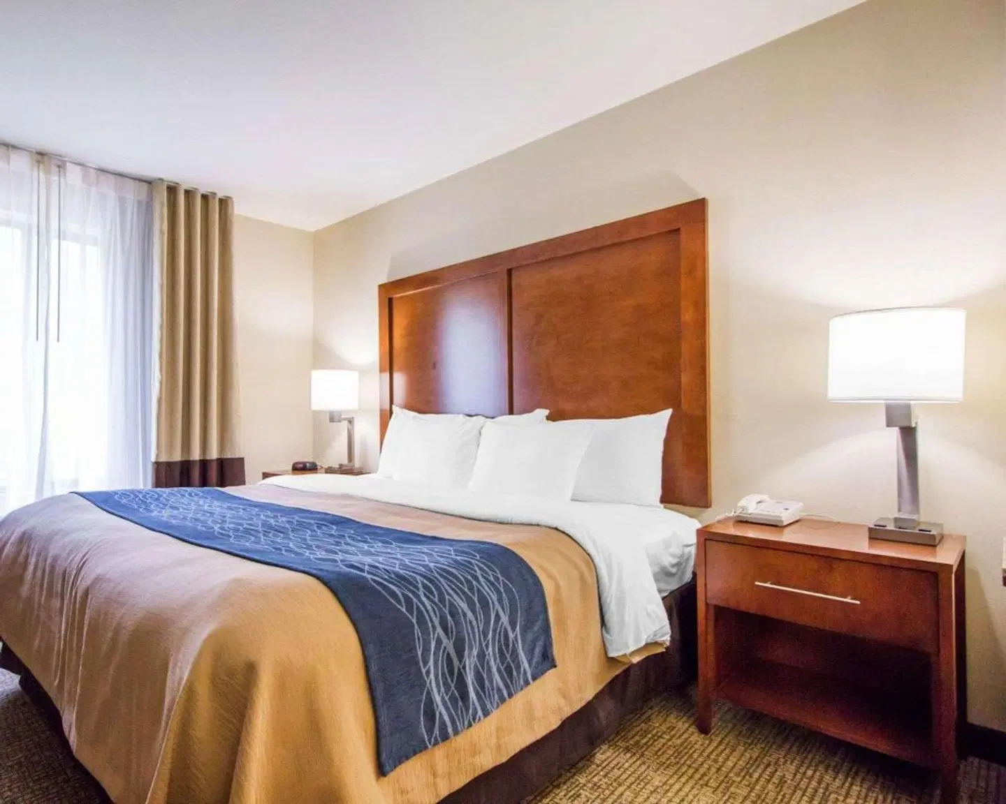 Comfort Inn & Suites Hotel in the Black Hills ROOM_EXAMPLE