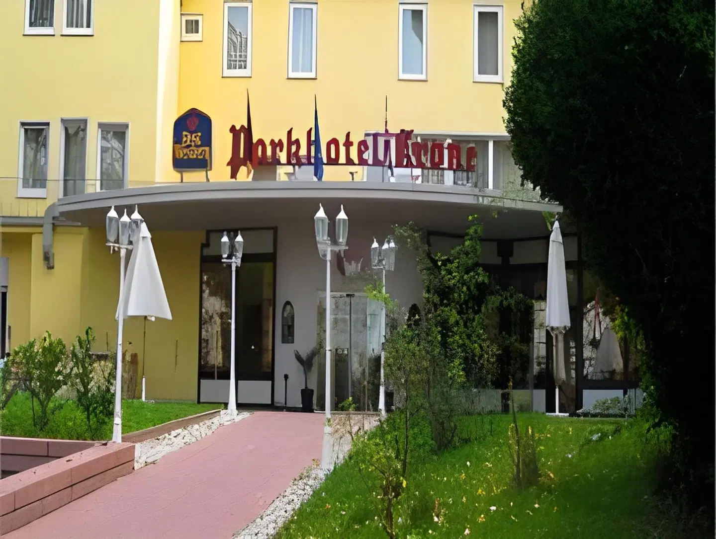 Parkhotel Krone EXTERIOR