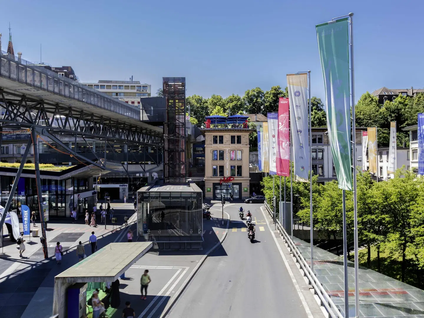 ibis Styles Lausanne Center MadHouse EXTERIOR