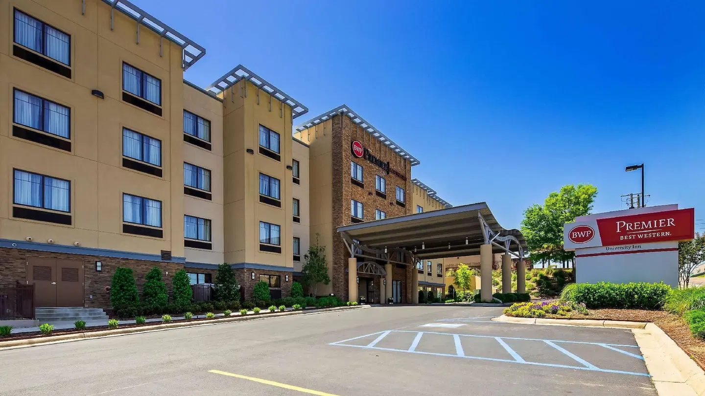 Best Western Premier University Inn EXTERIOR