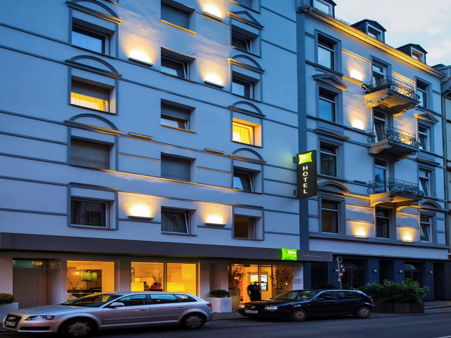 ibis Styles Frankfurt City EXTERIOR