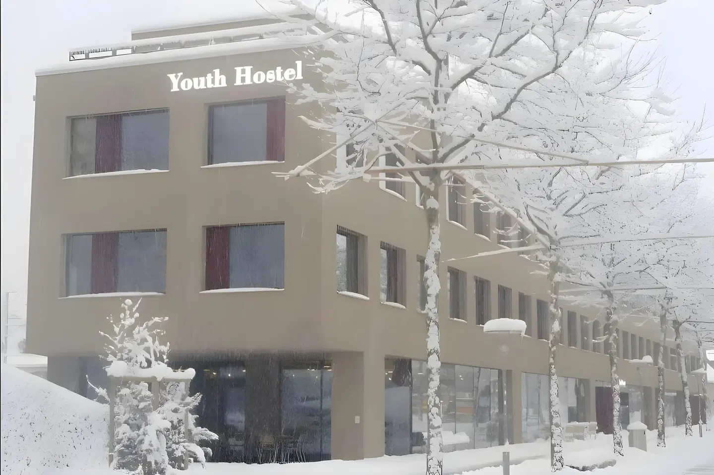 Youth Hostel Interlaken EXTERIOR