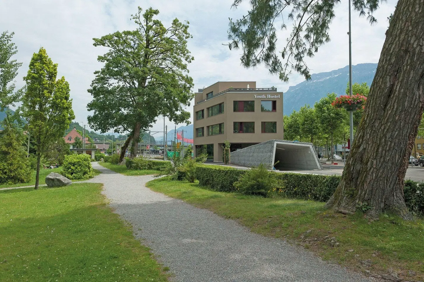 Youth Hostel Interlaken EXTERIOR