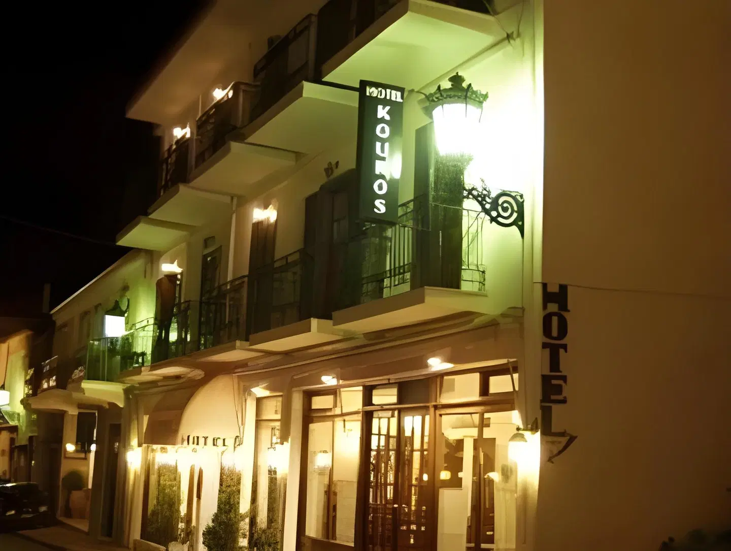 Kouros Hotel EXTERIOR