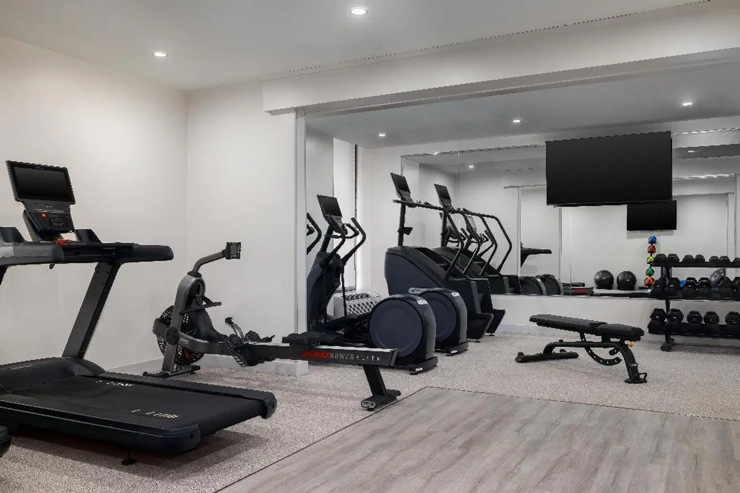 Hotel Indigo Detroit North - Troy by IHG SPORTS_AND_LEISURE