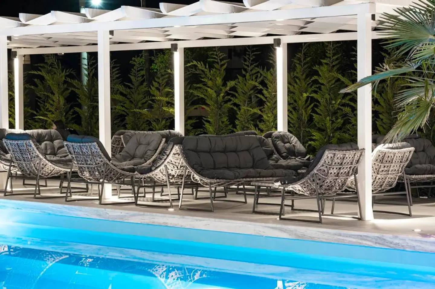 Avaton Luxury Resort Hallenbad