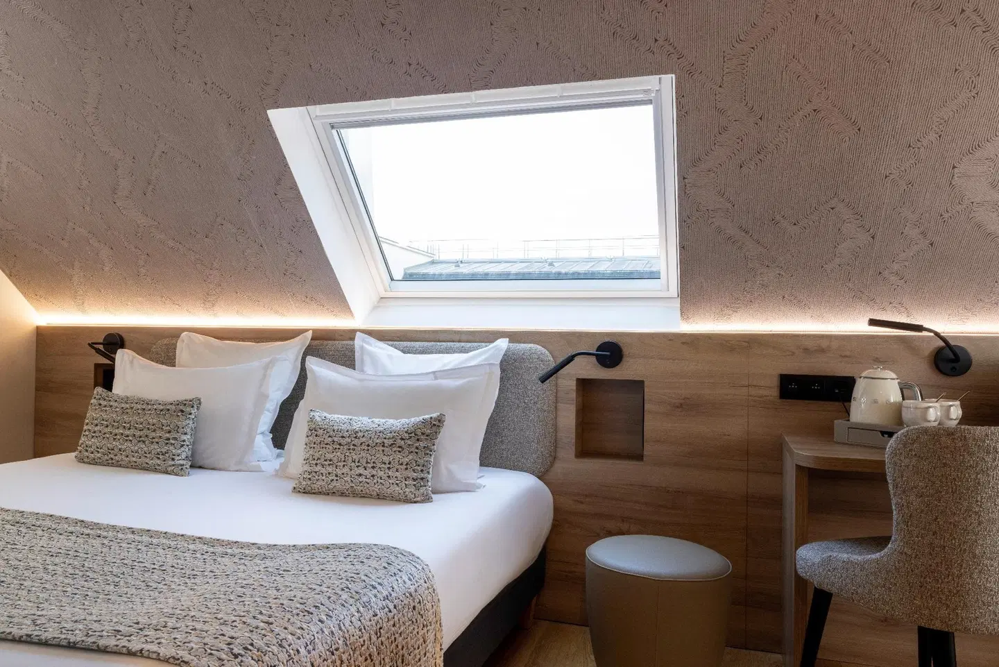 Eden Montmartre ROOM_EXAMPLE