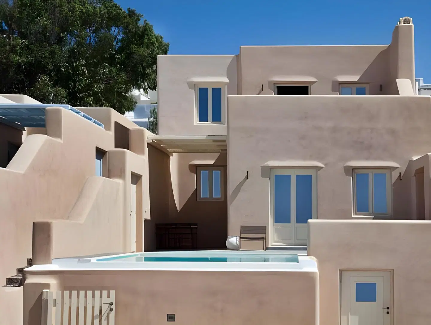 Voreina Gallery Suites EXTERIOR