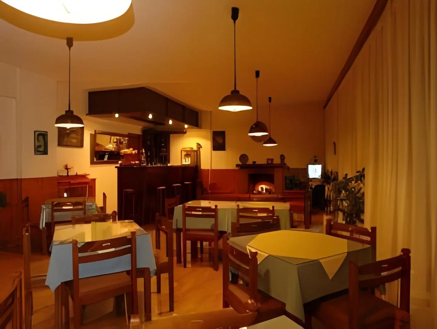 Hercules Bar