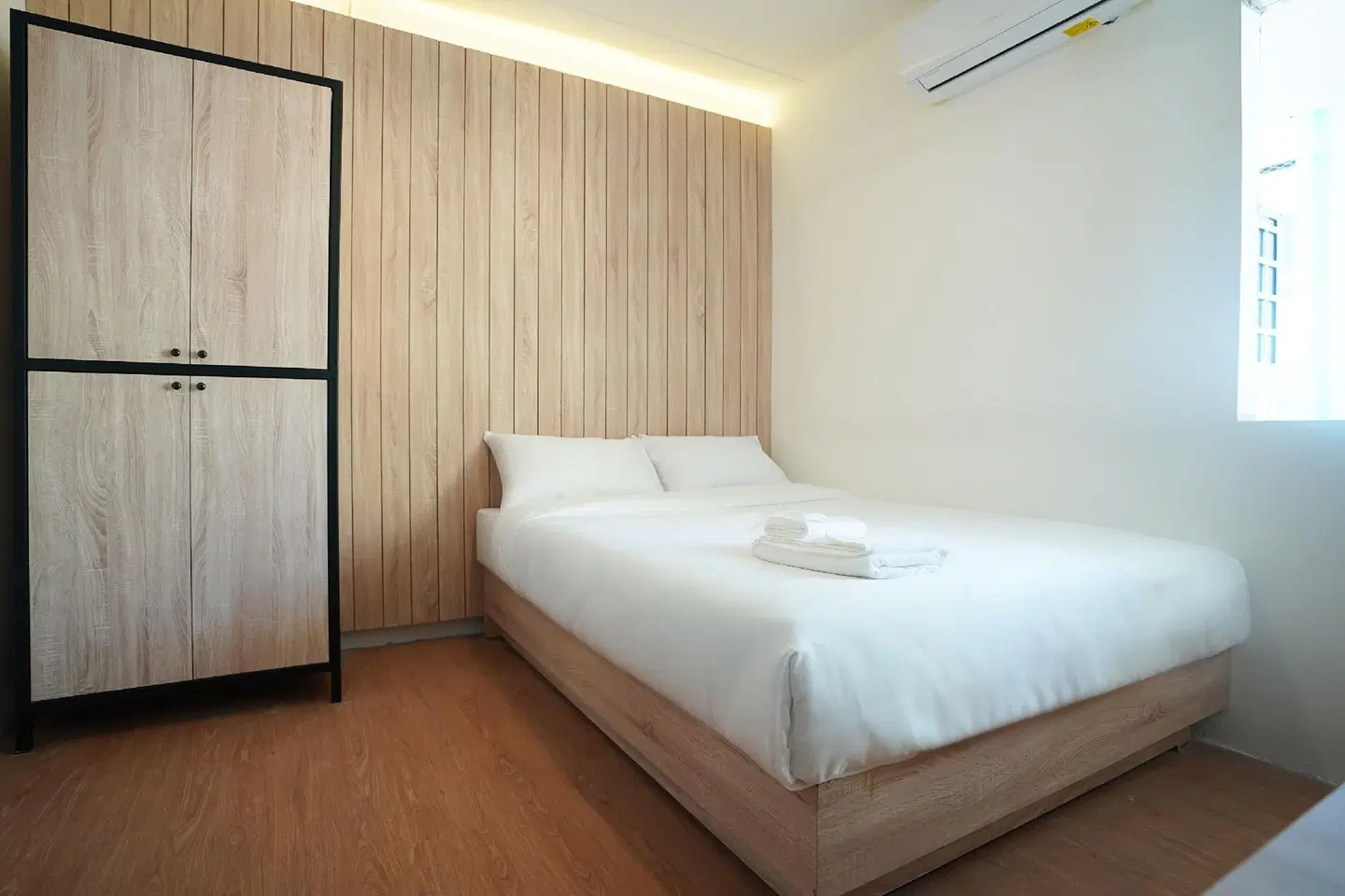 Siam Subway Hostel and Café ROOM_EXAMPLE