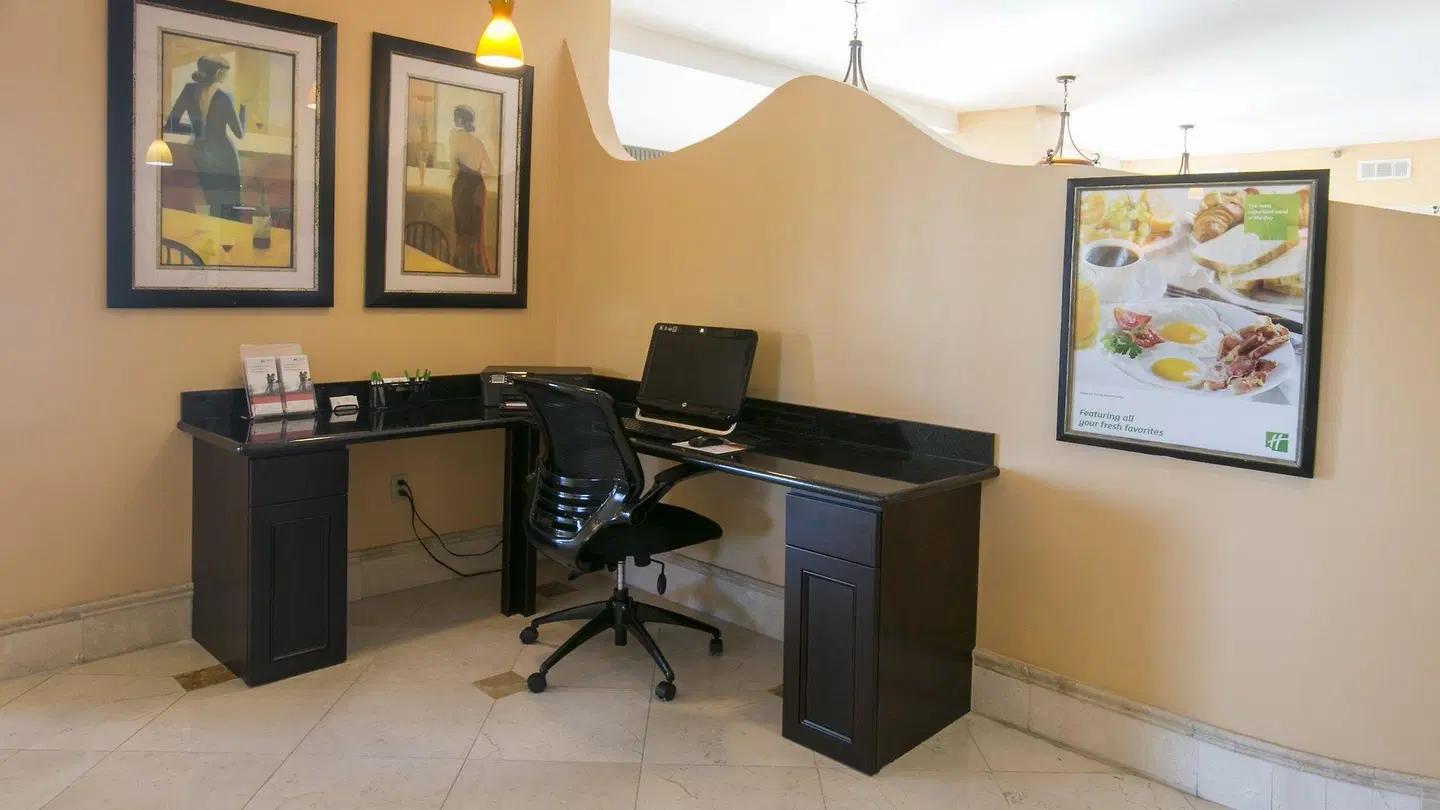 Holiday Inn Express Biloxi - Beach Blvd by IHG LOUNGE_LOBBY