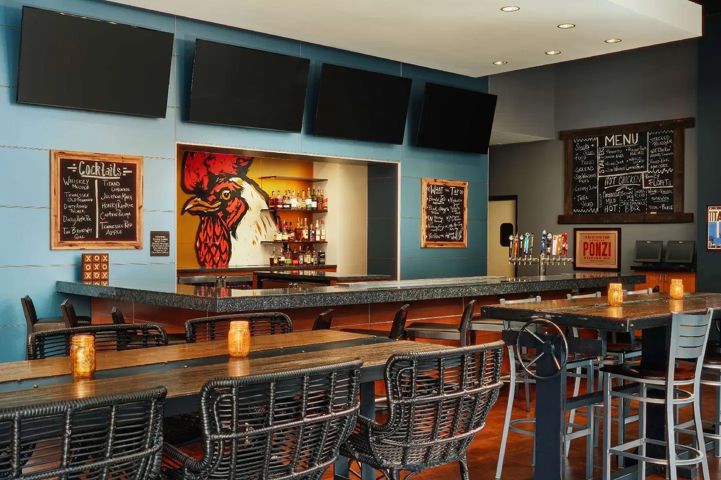 Hilton Garden Inn Nashville Downtown/Convention Center Bar