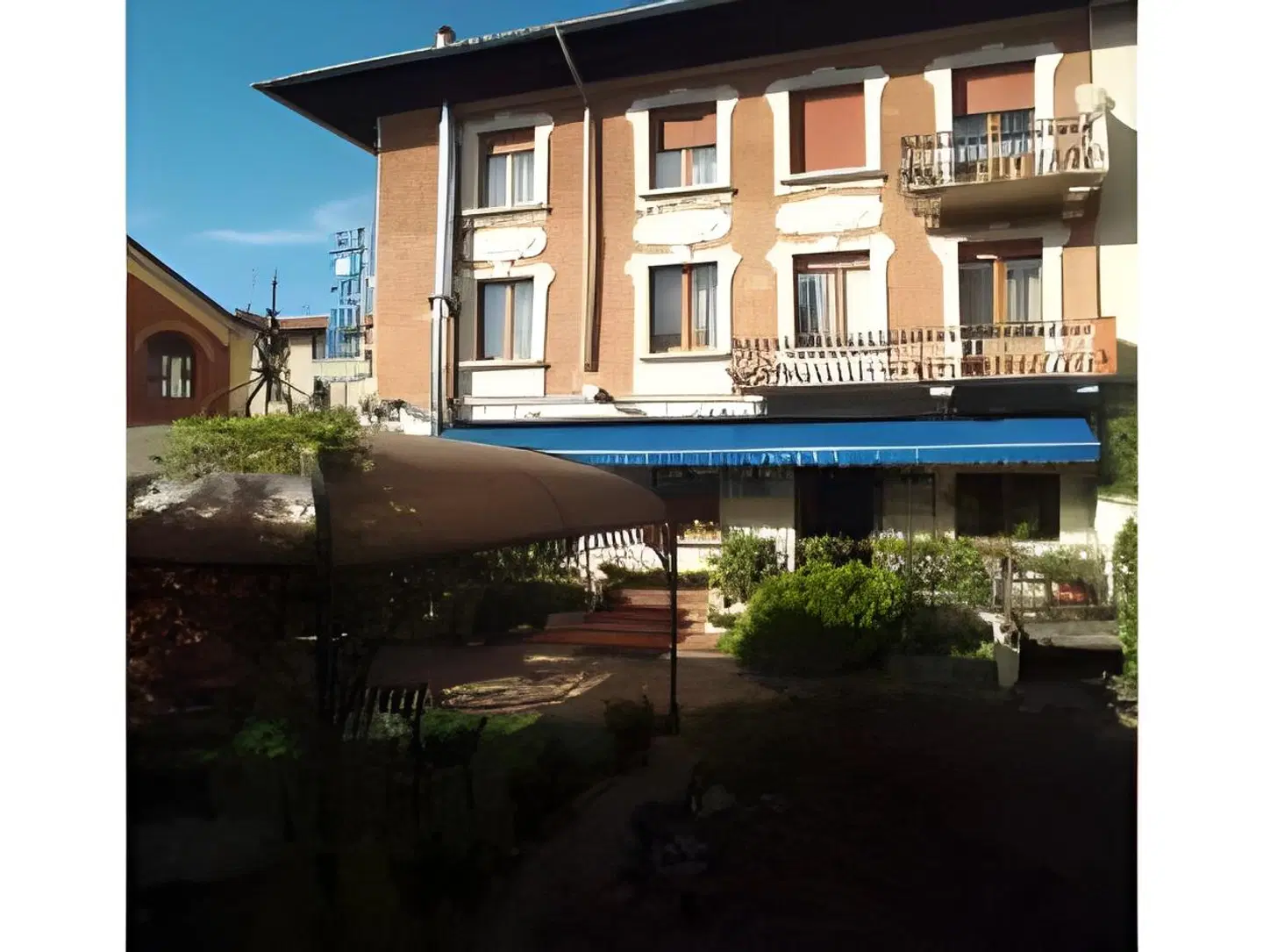 Bagliori EXTERIOR