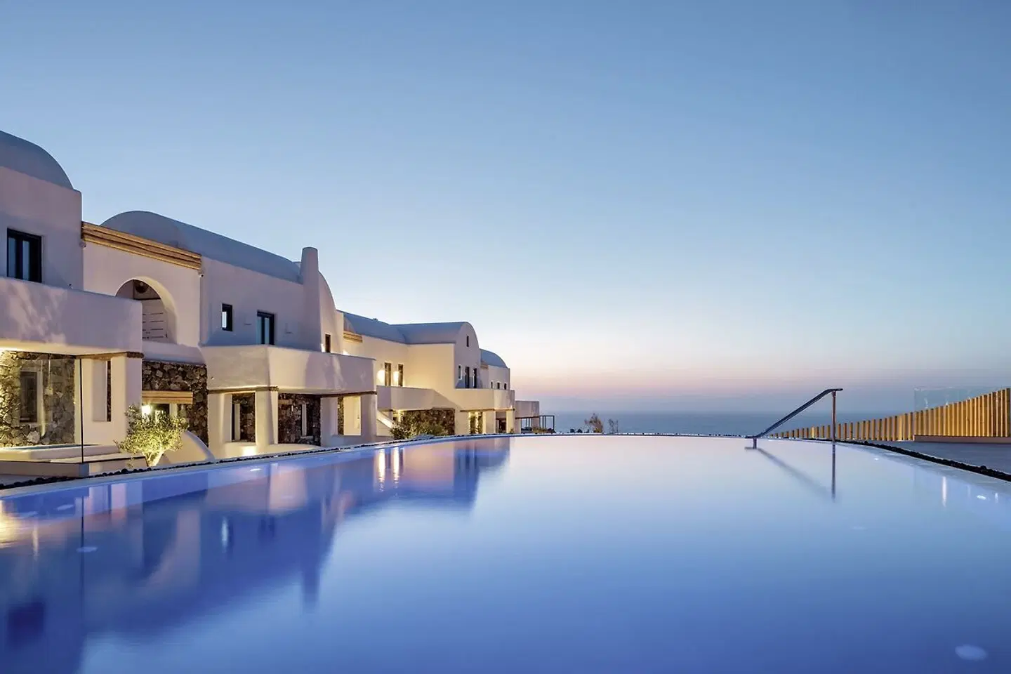 Elea Resort OUTDOOR_POOL