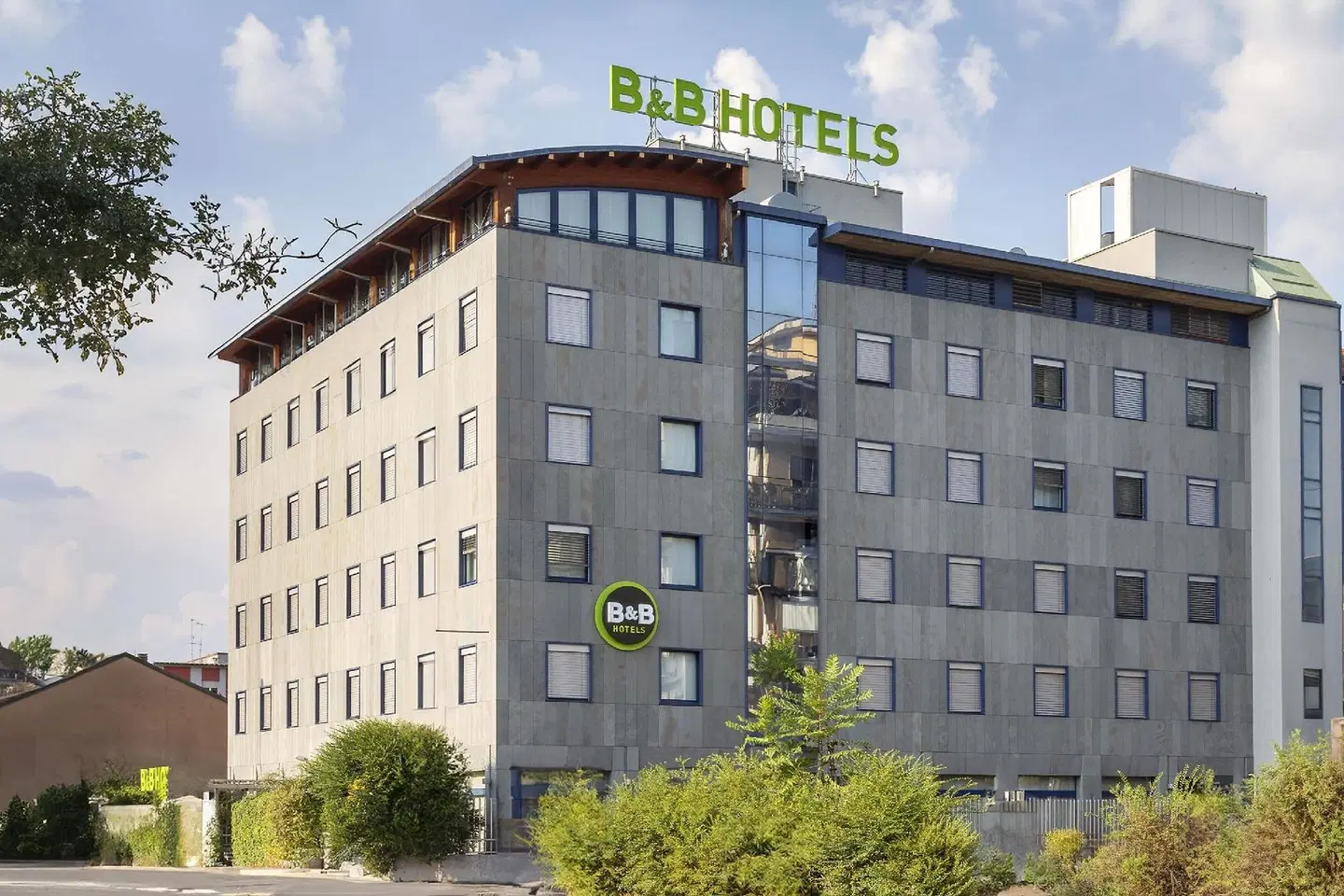 B&B HOTEL Milano La Spezia EXTERIOR