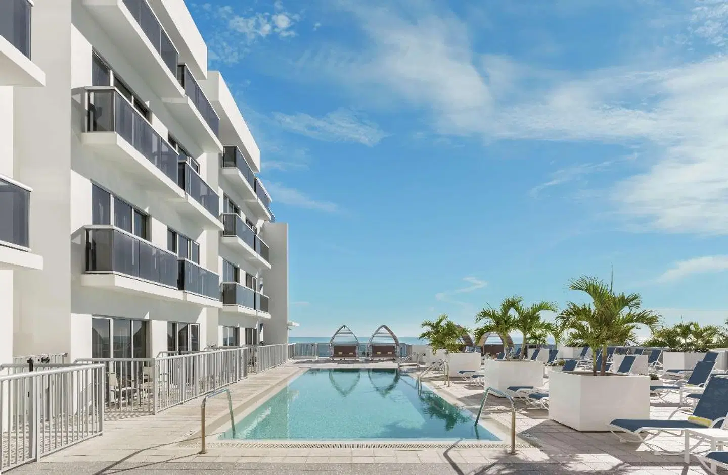 Hilton Cabana Miami Beach OUTDOOR_POOL