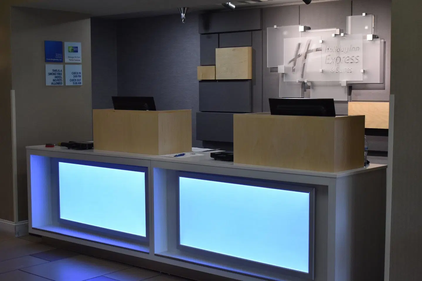 Holiday Inn Express & Suites Brentwood North-Nashville Area by IHG Hallenbad