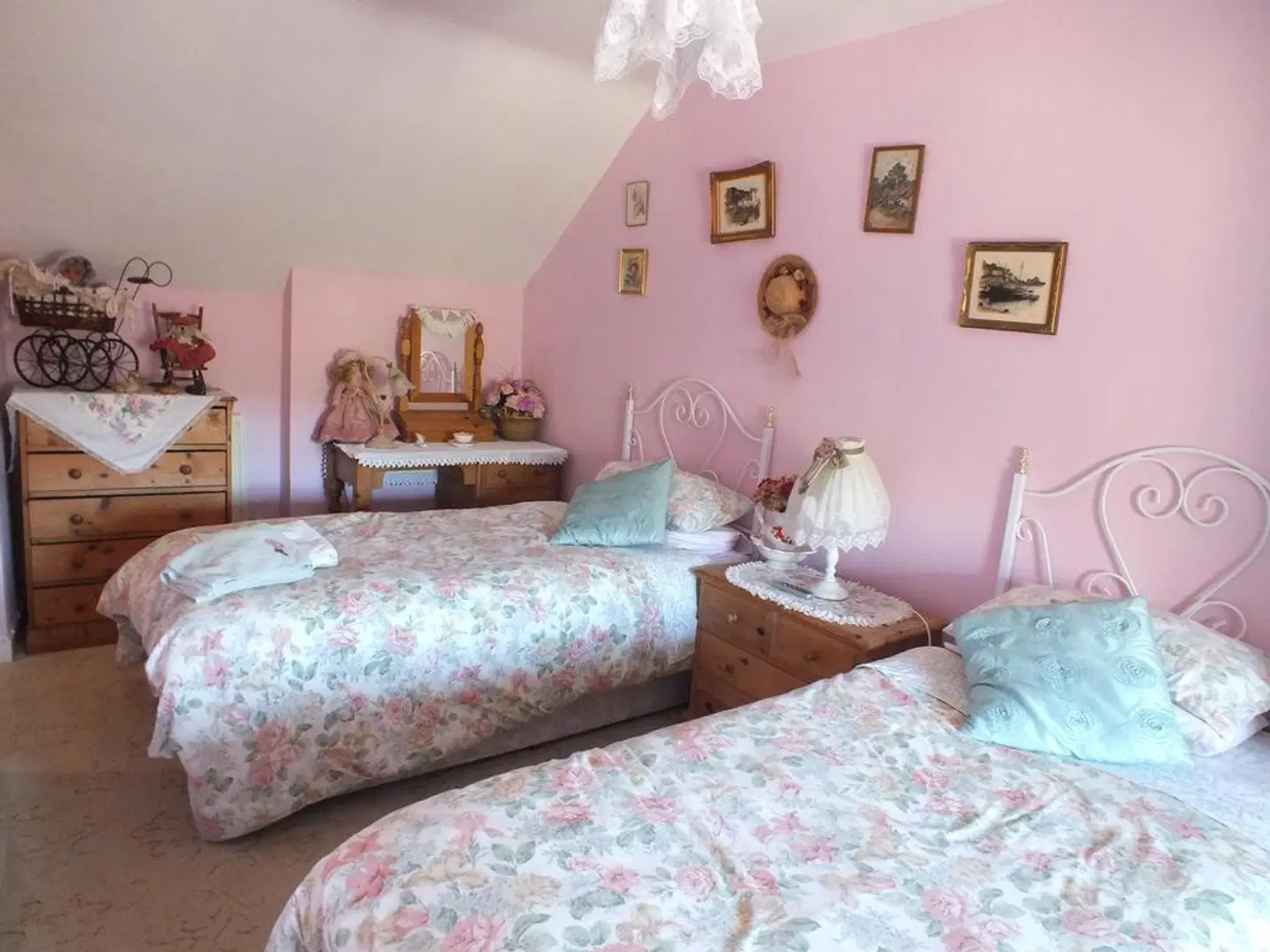 East Farm House B&B ROOM_EXAMPLE