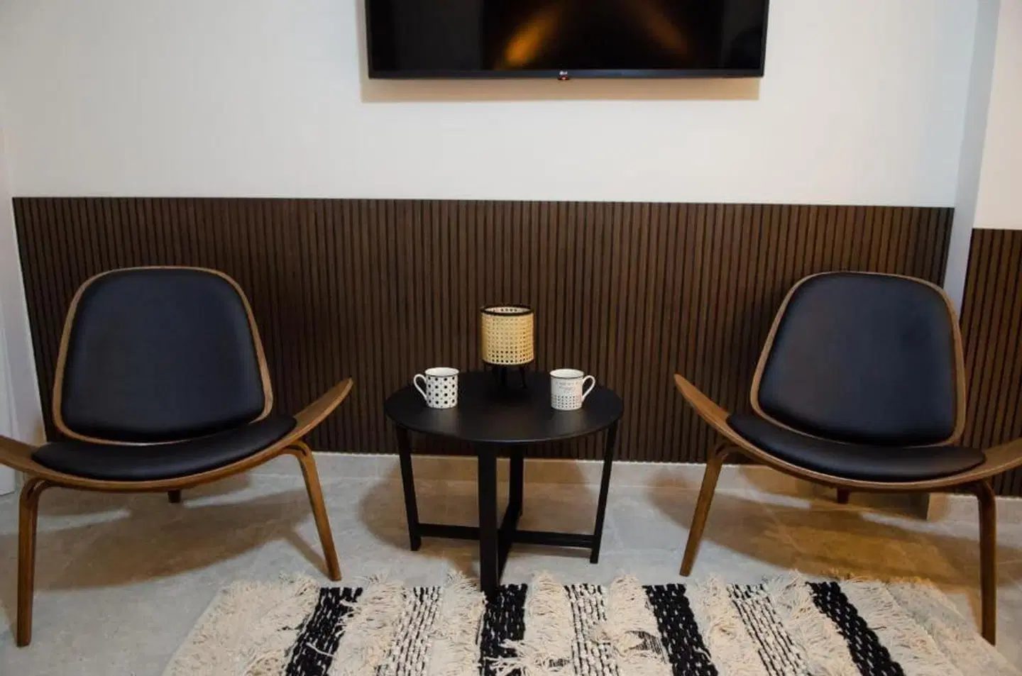 Leone suites ROOM_EXAMPLE