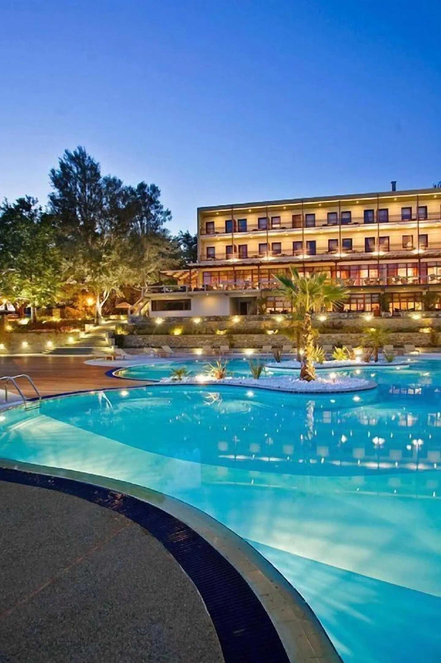Xenia Palace Portaria OUTDOOR_POOL