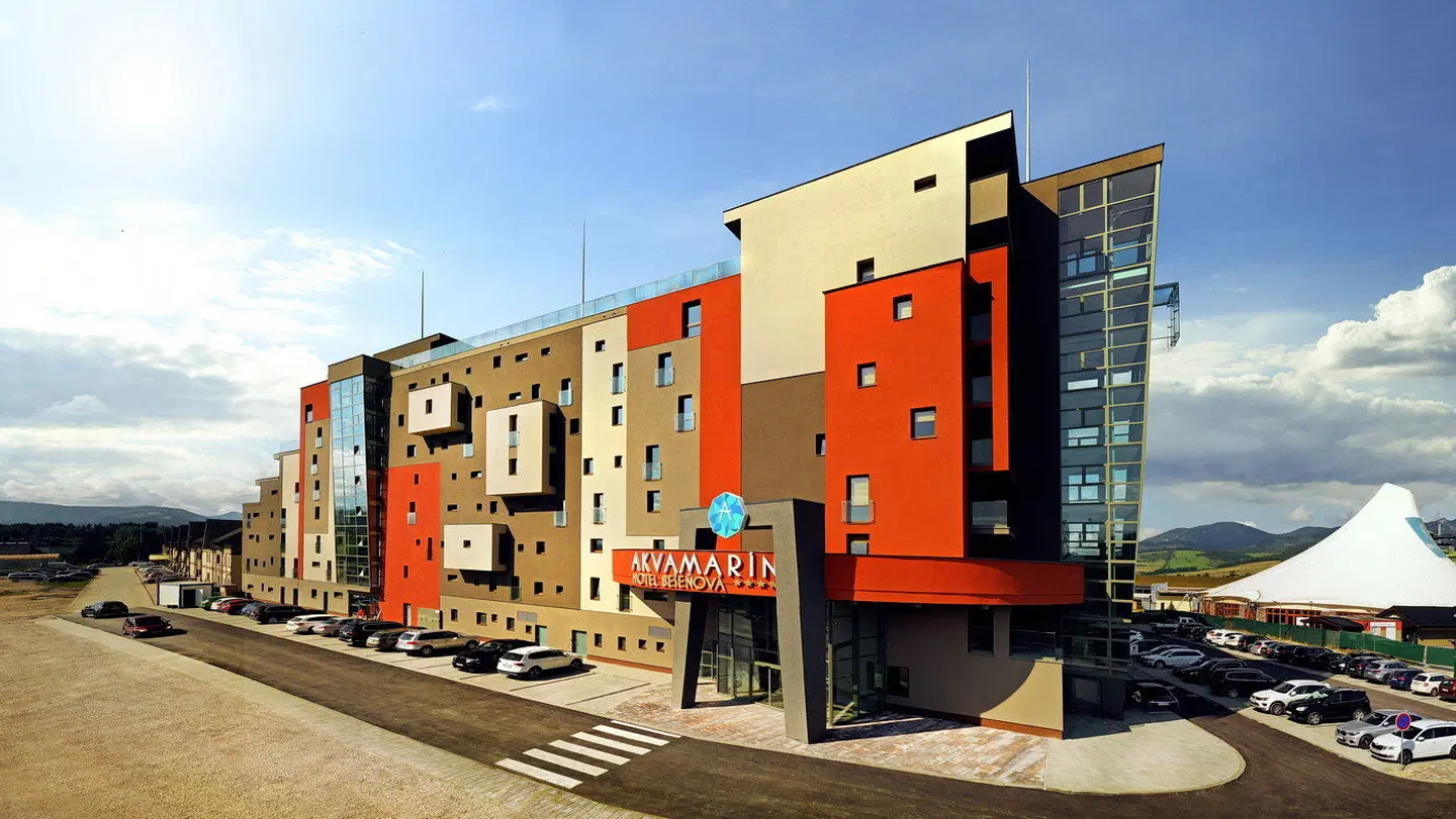 Hotel Akvamarín Besenova EXTERIOR