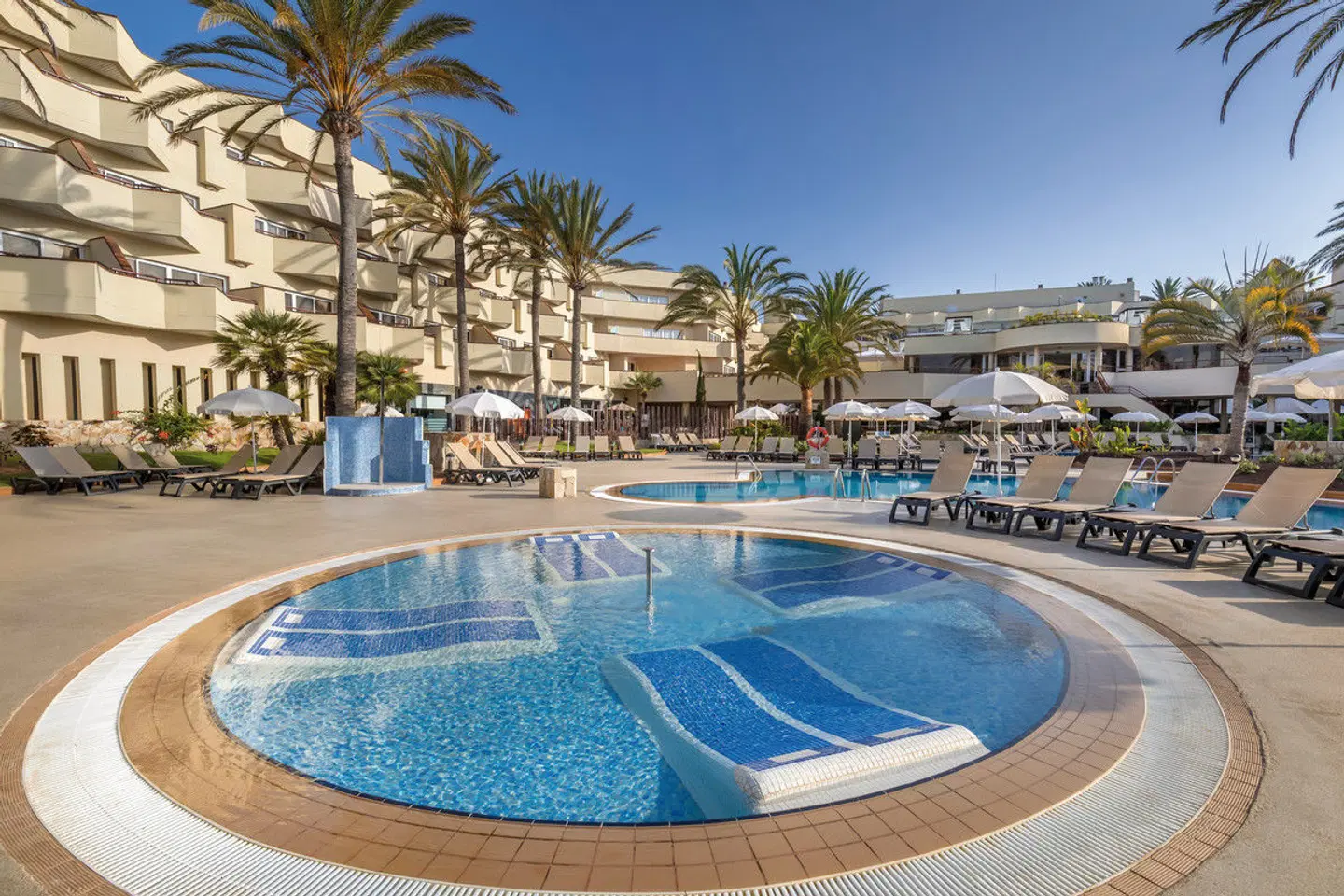 Barceló Corralejo Bay OUTDOOR_POOL