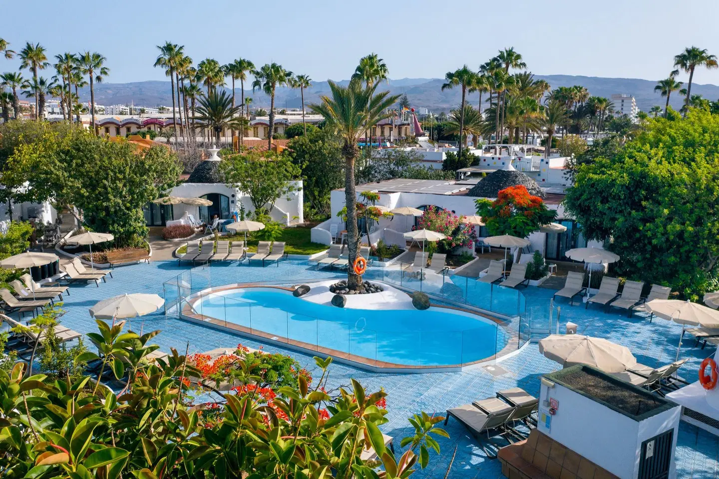 MUR Parque Romantico Bungalows OUTDOOR_POOL